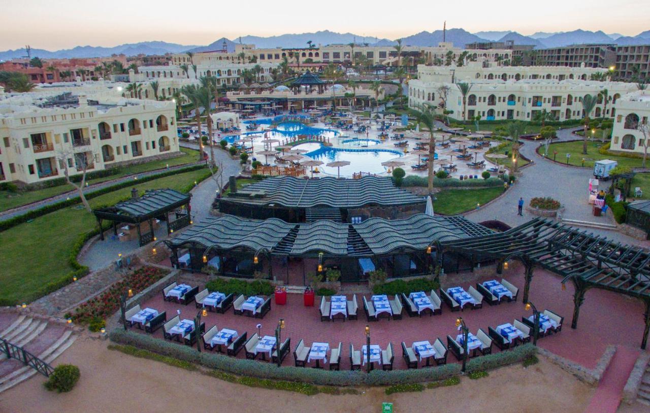 Charmillion Club Resort Sharm El Sheikk Exterior foto Aerial view of the resort