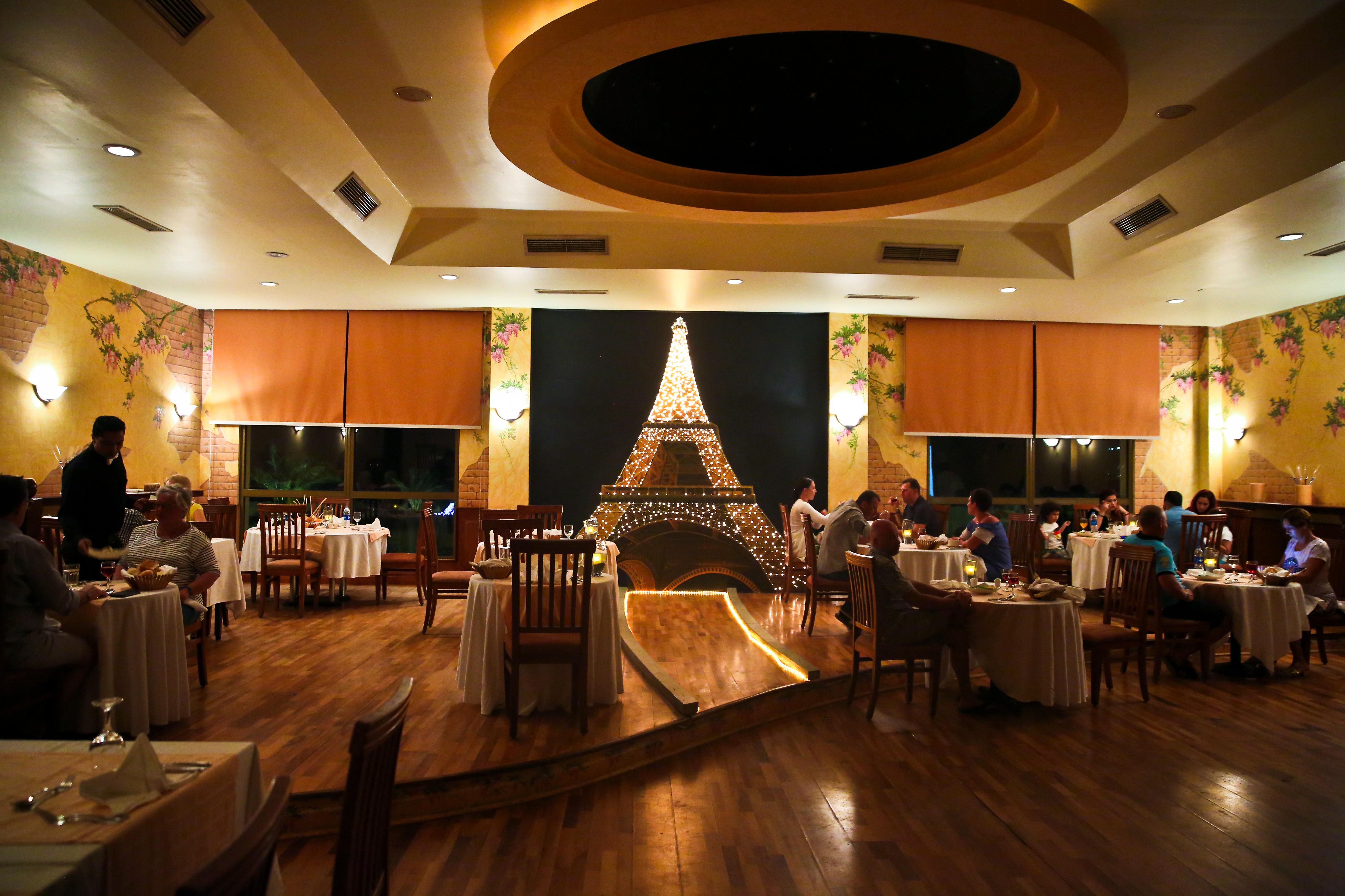 Charmillion Club Resort Sharm El Sheikk Exterior foto Interior of the restaurant